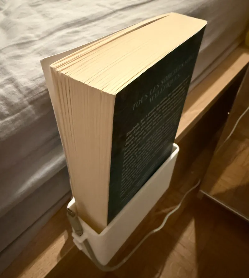 Support livre/smartphone pour lit MALM