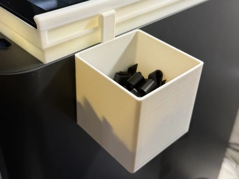 Side mounted box holder (P1P, P1S, X1C)