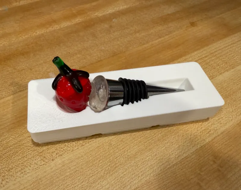 Strawberry Wine Stopper Holder (Gridfinity)