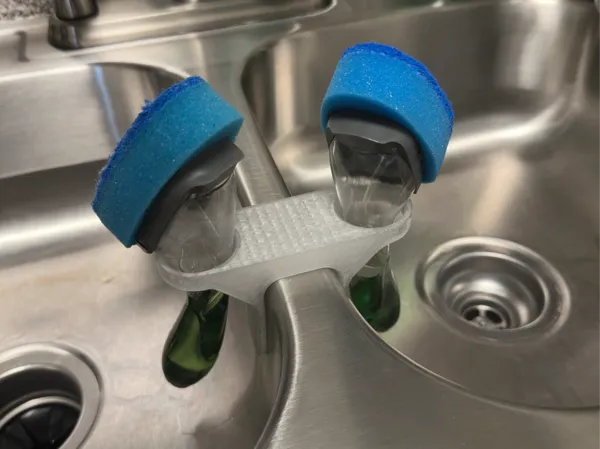 Double support pour brosses vaisselle à réservoir
