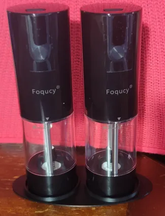 Salt and Pepper Grinder Holder