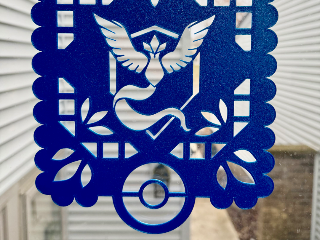 Pokemon Pennant Banner 'Papel picado' Team Mystic