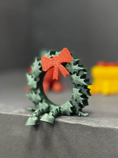 Articulated Christmas Wreath with Hands & Feet view 2