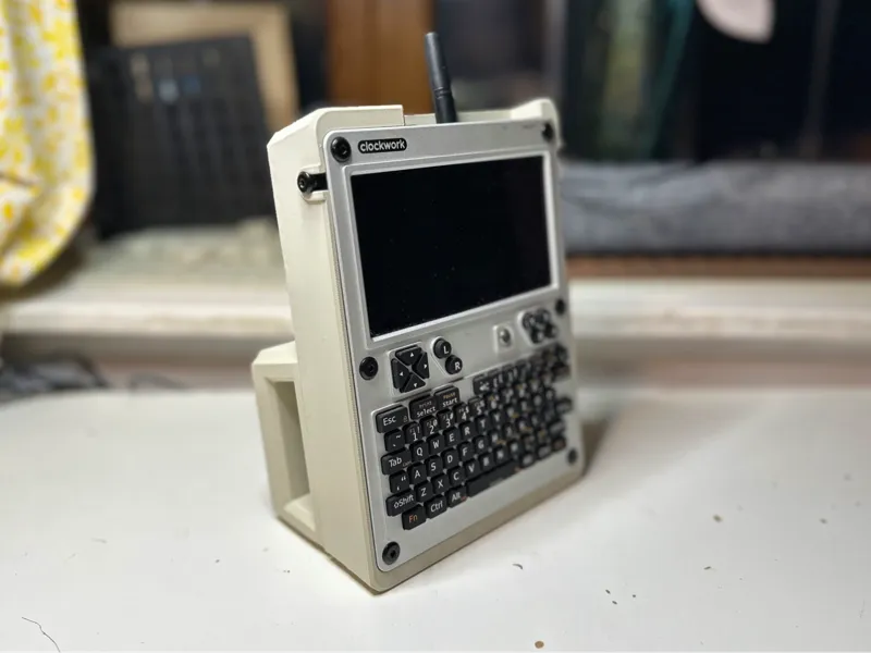 Handheld UConsole Case