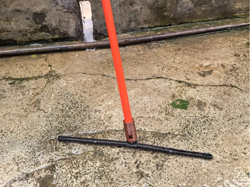 车雨刮片制作拖地刮水