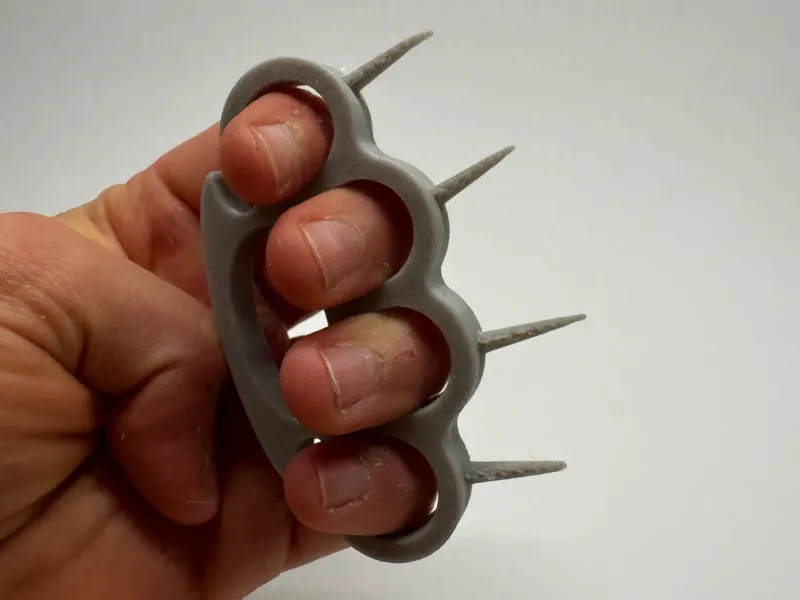 Self Defense Sharp Knuckles