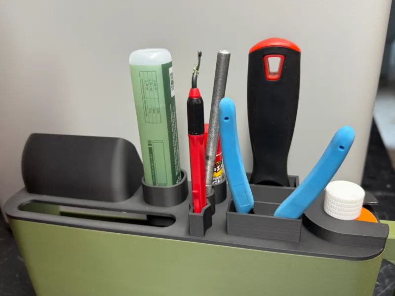 Tool holding poop bin lid