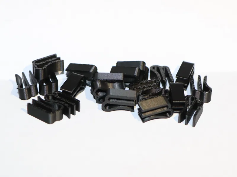 Headliner cable clip
