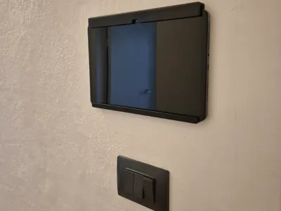 Tablet Wall Mount with quick release