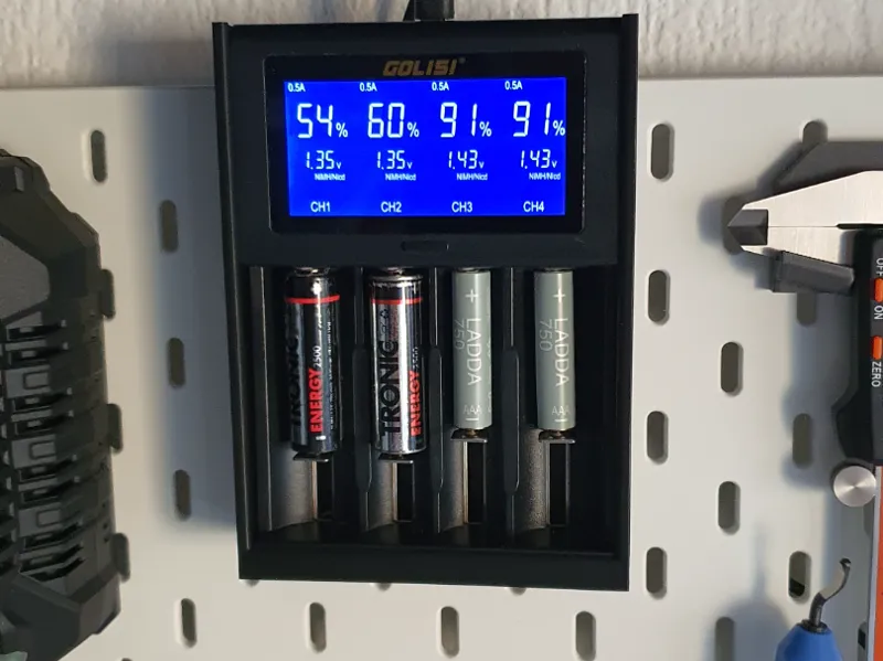 GOLISI i4 charger holder for Ikea Skadis