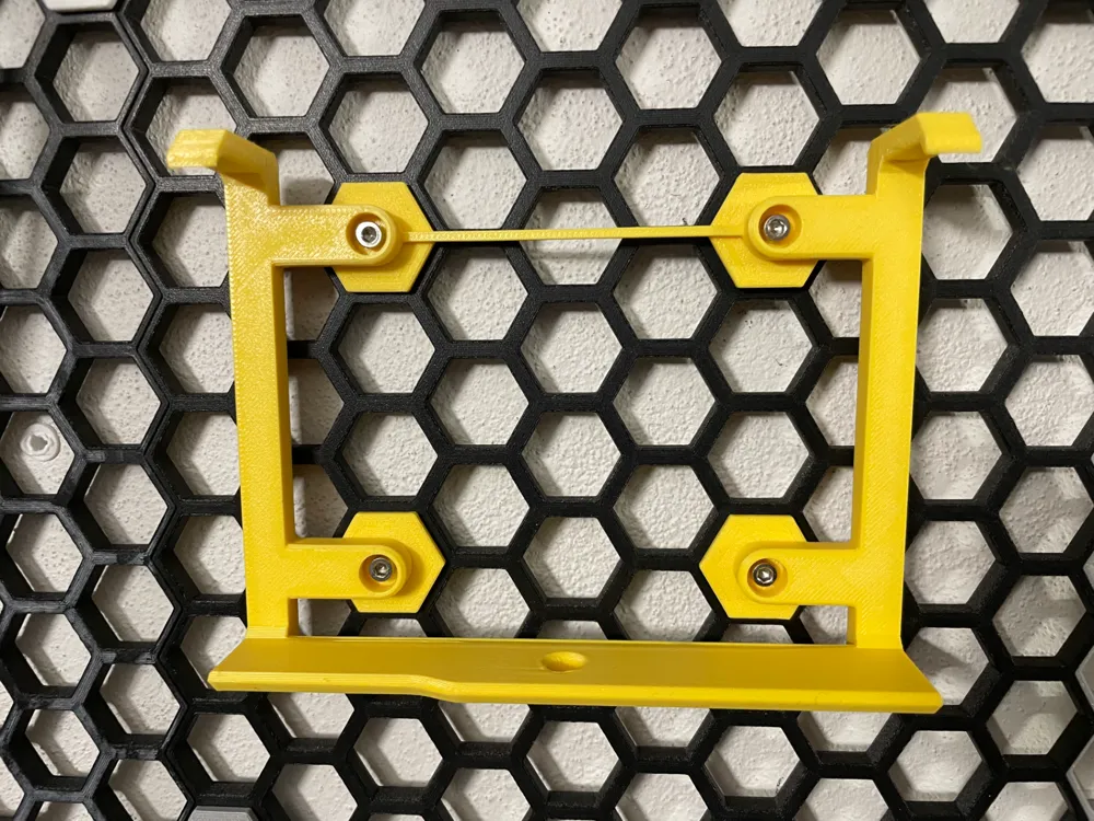 reTerminal honeycomb storage wall mount Remixed by segfault - MakerWorld