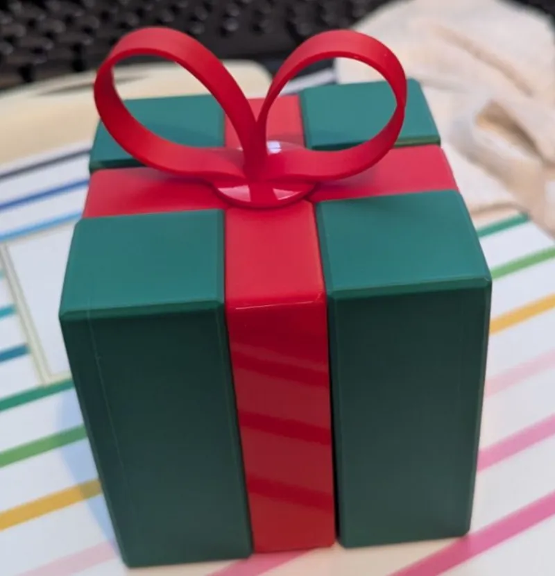 Gift Box w/120 screws at 50percent scaling