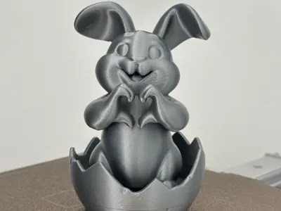 Bunny im Ei