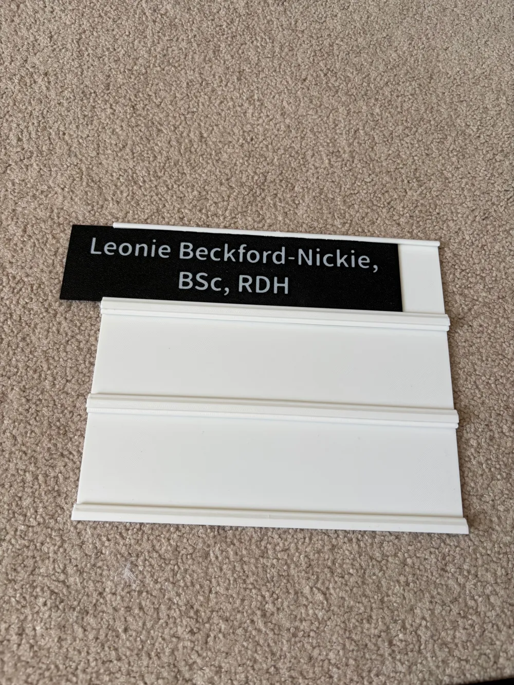 Name Plate Multiple Slots and Interchangable Names - Free 3D Print ...