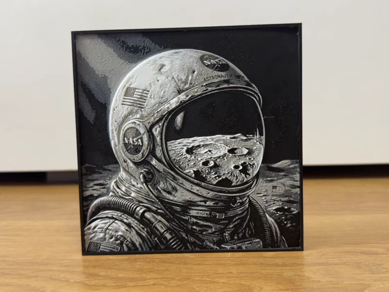 Astronaut Moon Reflection - High Detail HueForge