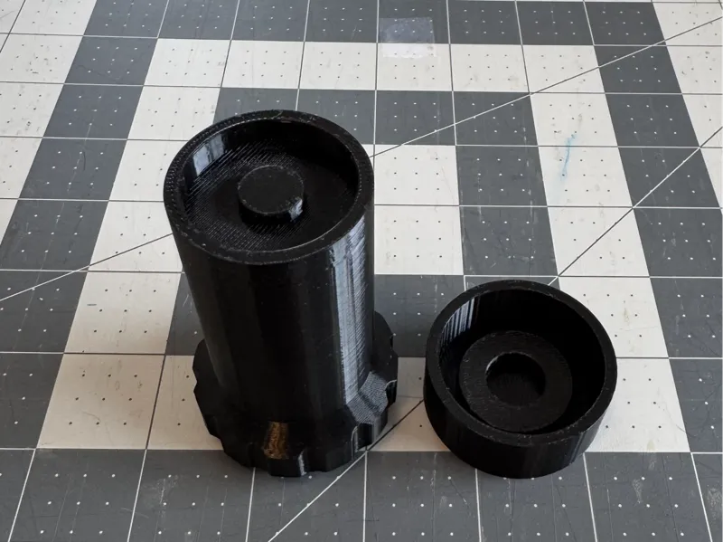 small seed starter paper pot press