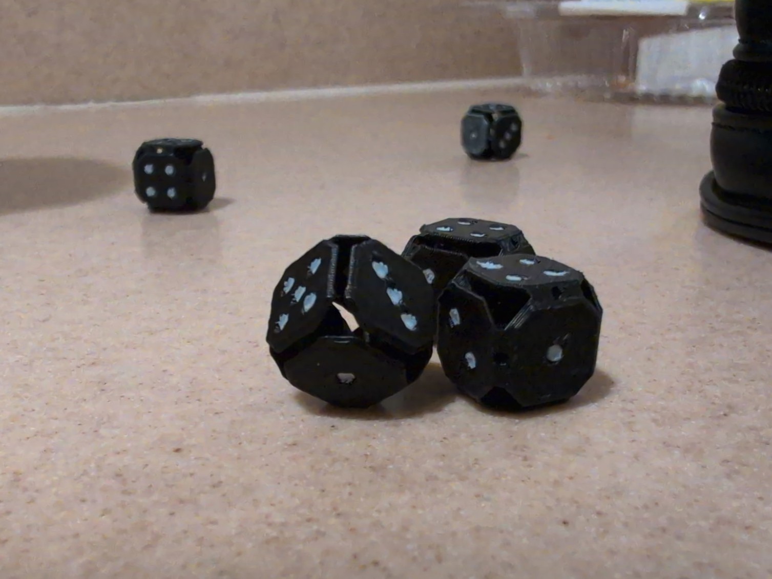 Miniatura 2 do modelo 3D Quiet Dice (D6)