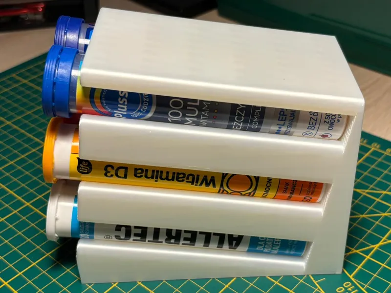 6-Slot Effervescent Vitamin Tube Organizer