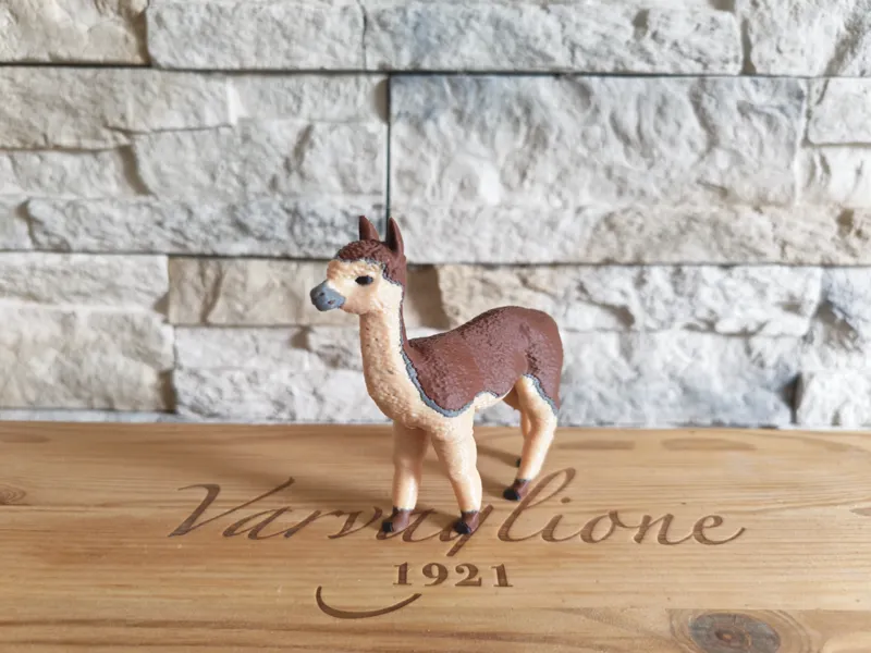 Realistic Alpaca - Schleich Inspired