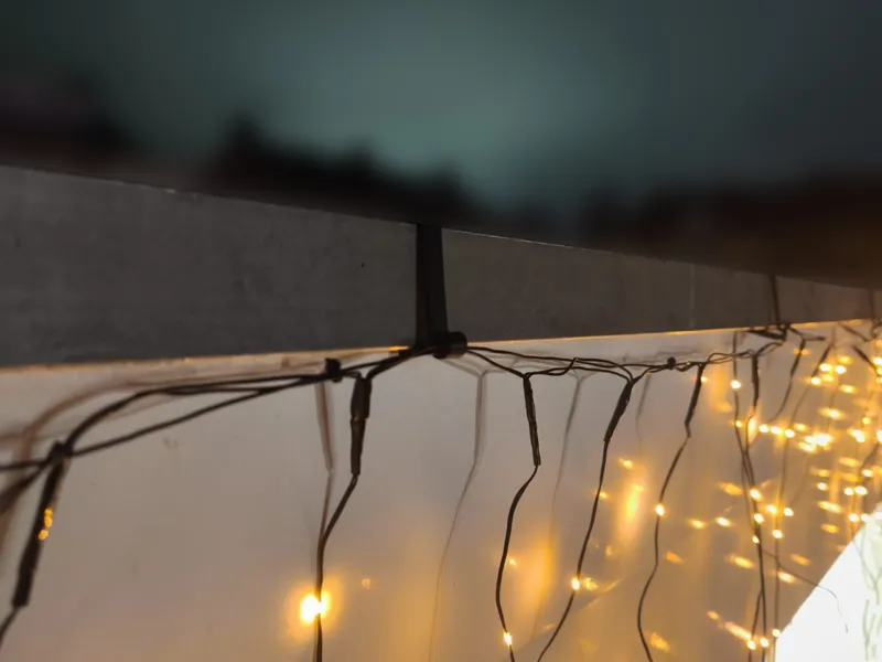 Roof Edge Trim Christmas Light Hook