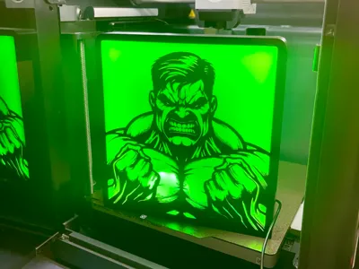 HULK lightbox