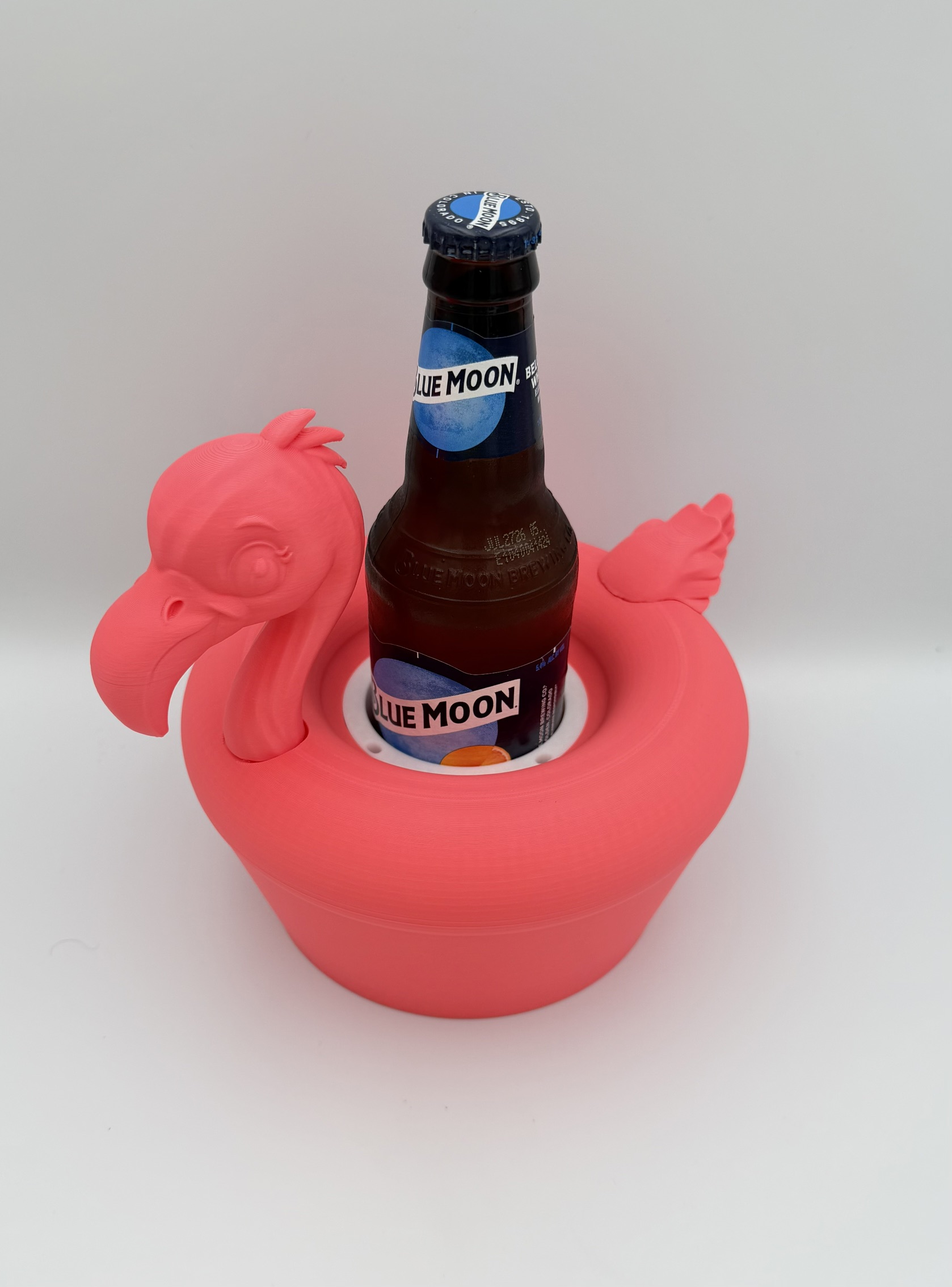 Miniatura 4 do modelo 3D Floating Drink Holders