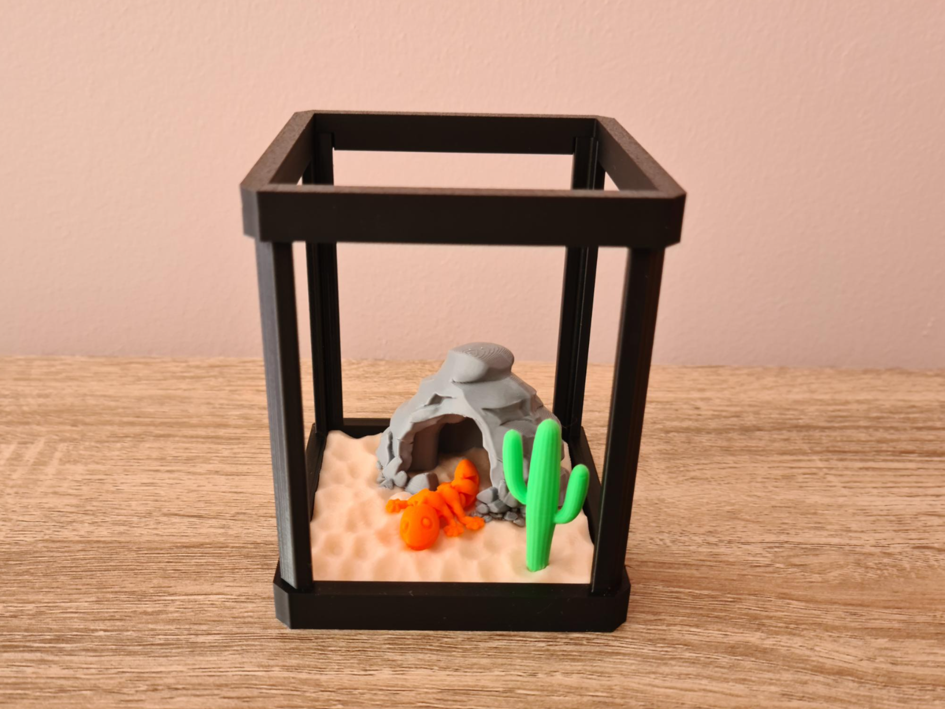 "Lizard's Little Dream Home"