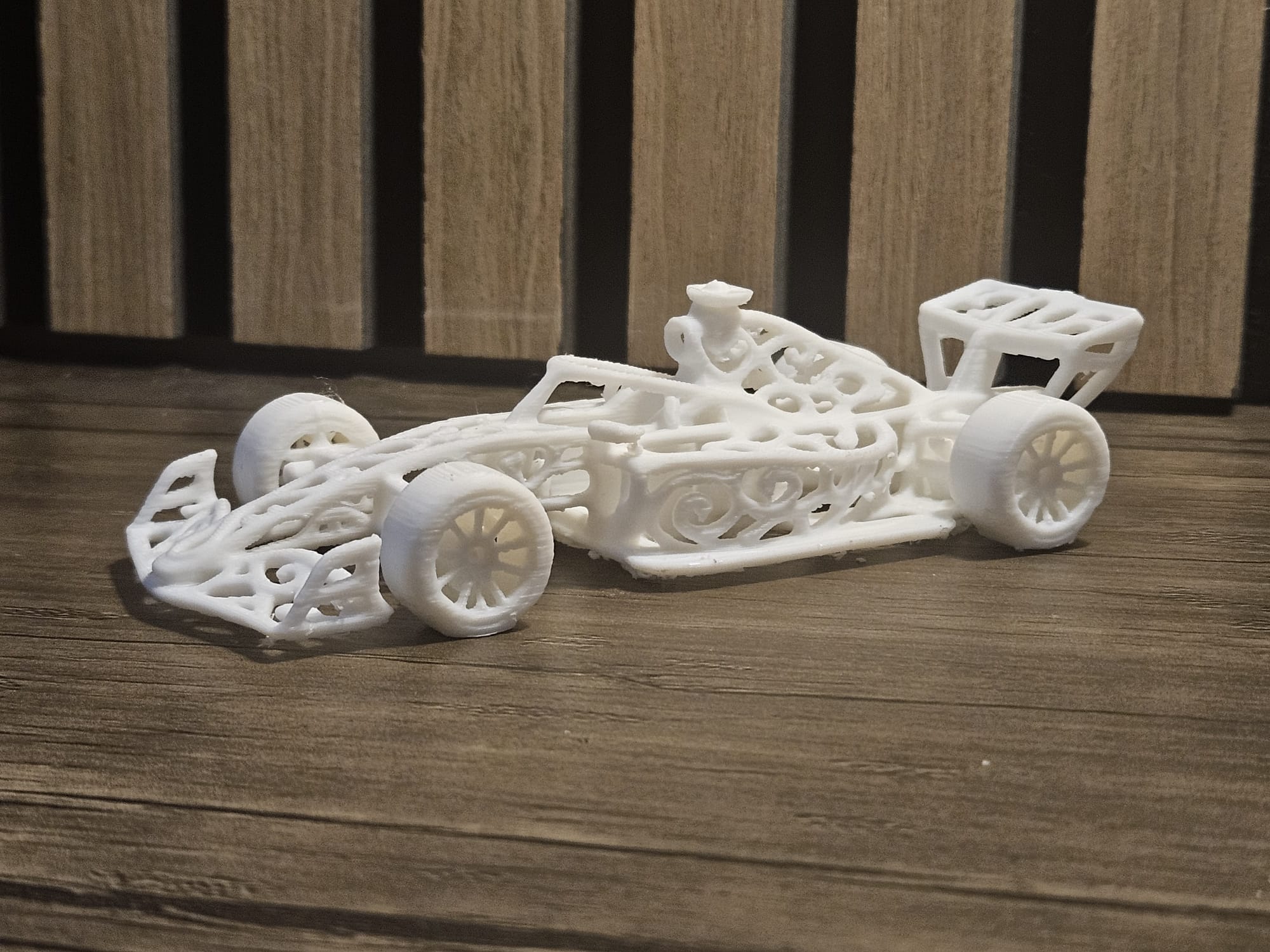 Formula 1 Voronoi: Racing Art Sculpture - 1