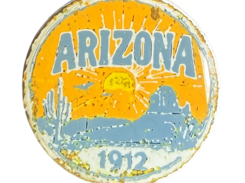 Arizona Zipper Pull