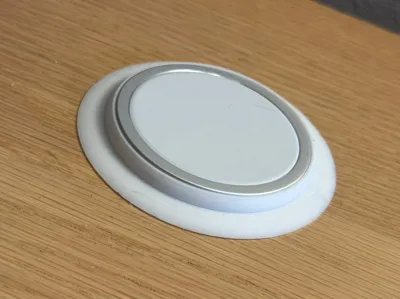 MagSafeMagSafe Desk Mount for 66 mm Hole