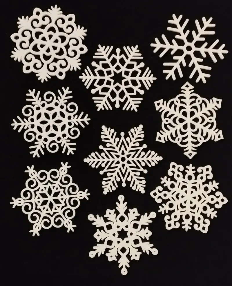 Stars, snowflakes and a Christmas tree.