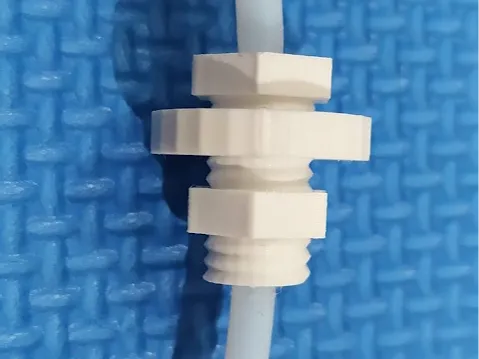 PTFE 管用 貫穿孔螺絲和螺母