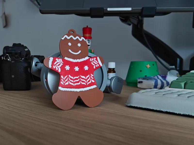 Gingerbread man christmas tree decoration