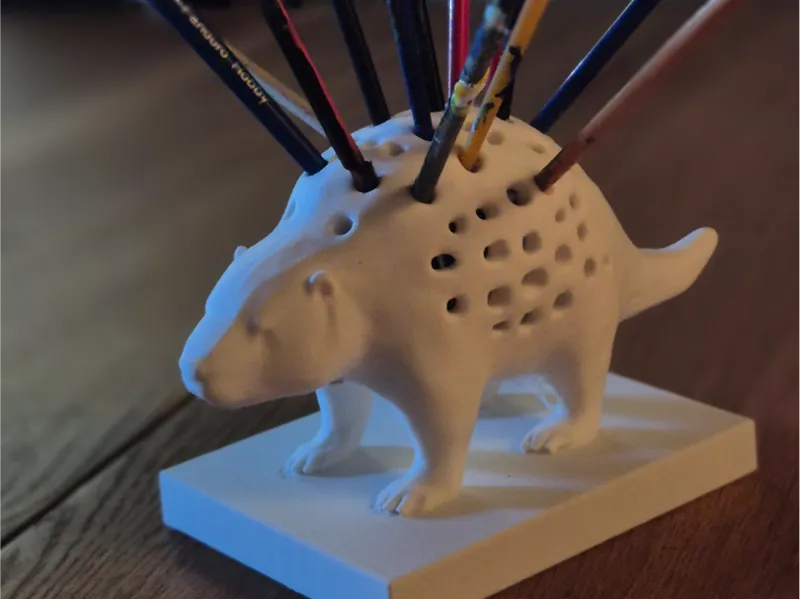 Porcupine Brush Stand