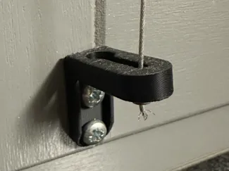 Wire guide bracket for window blinds