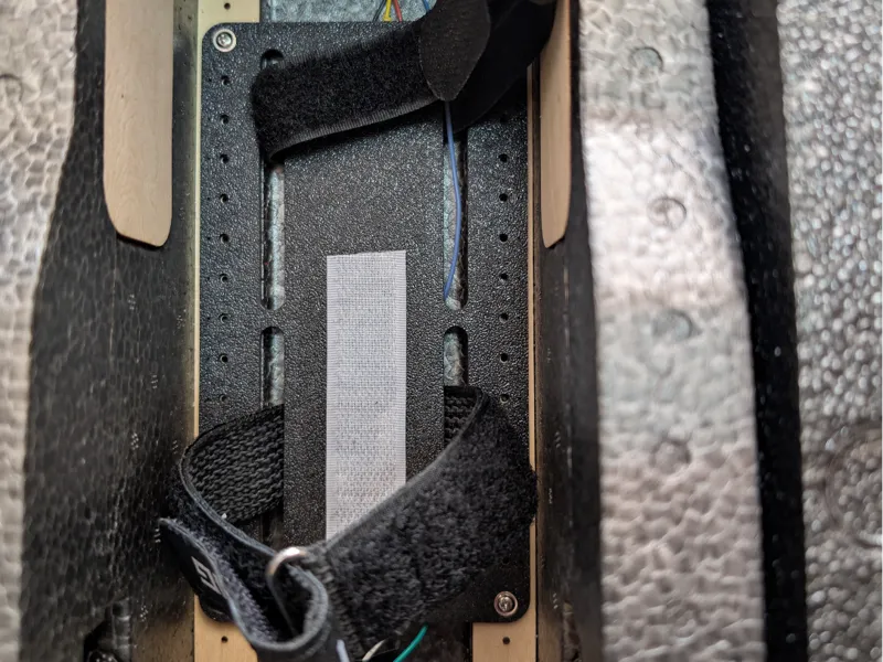 Heewing T2 battery plate