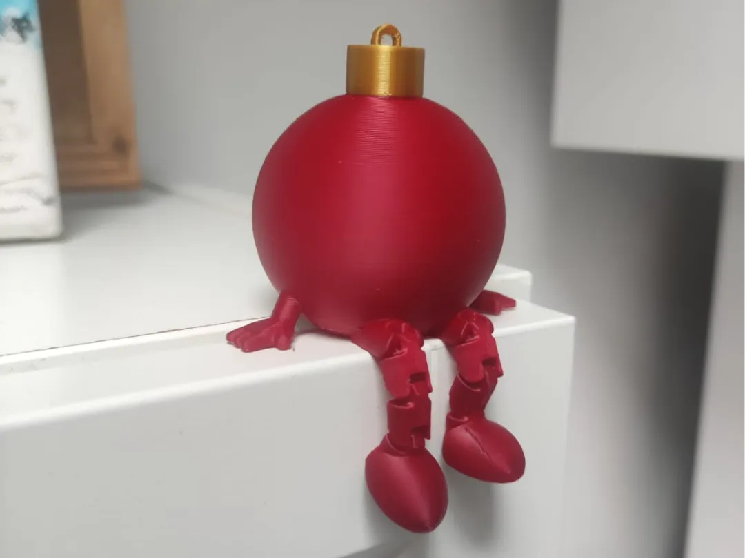 Articulated Christmas balls by Sunbertyv_ MakerWorld: Download Free 3D Models - 3D model önizlemesi