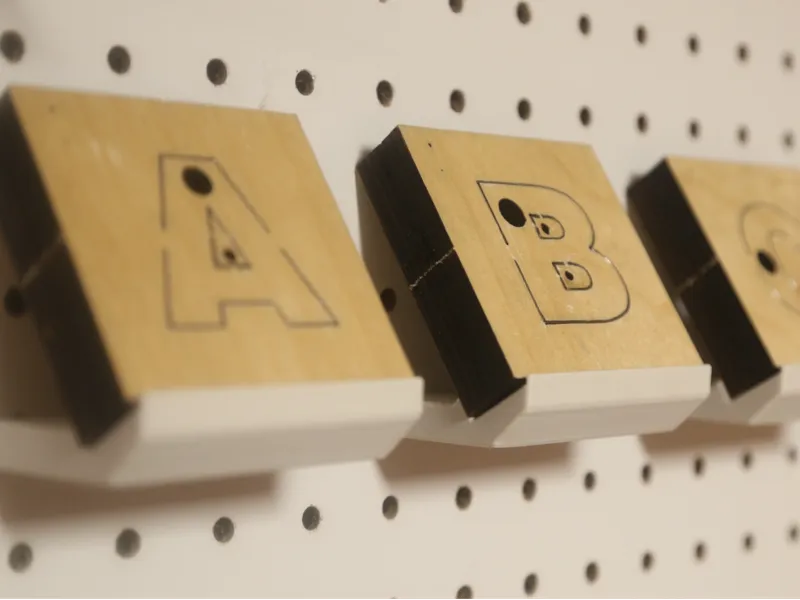 Pegboard Leather Cutting Die Holder