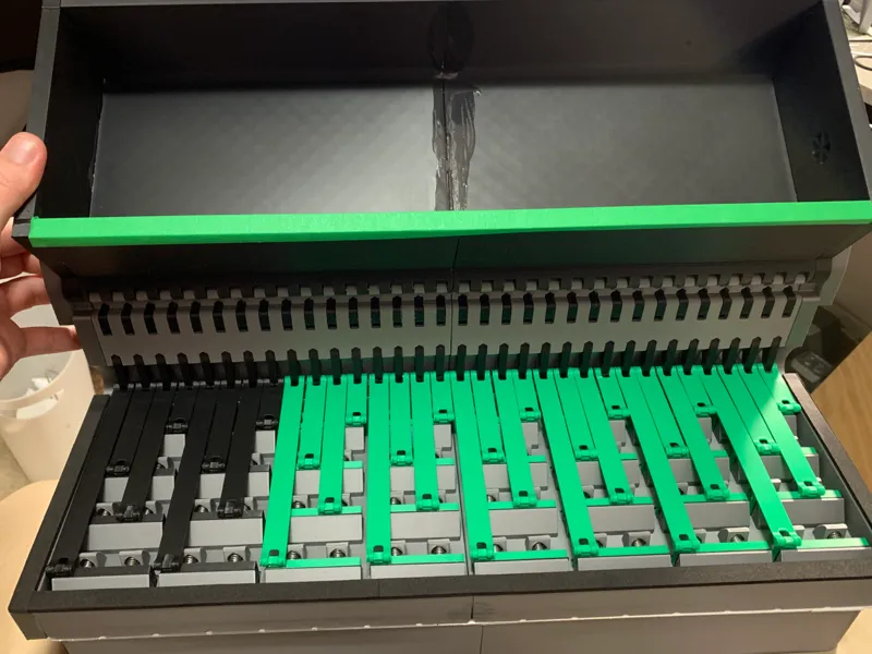 (Obsolete) Modular tracker action for pipe organs