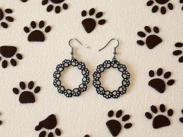 Circle of little paws earrings
