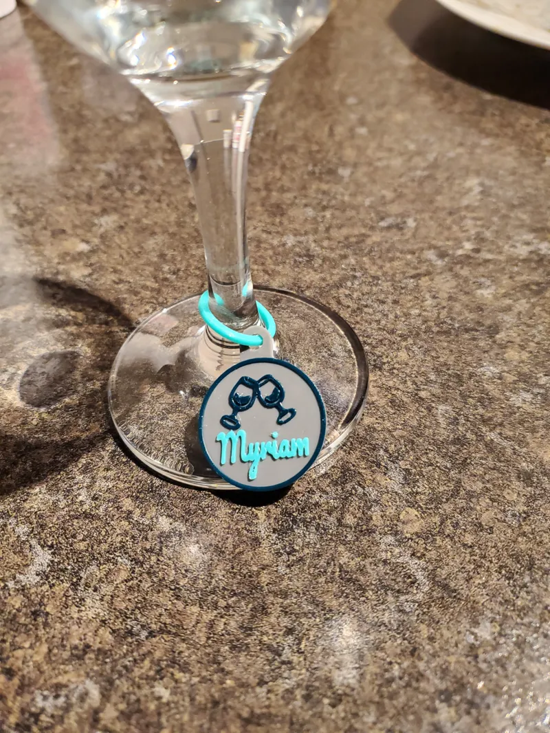 Wine glass tag