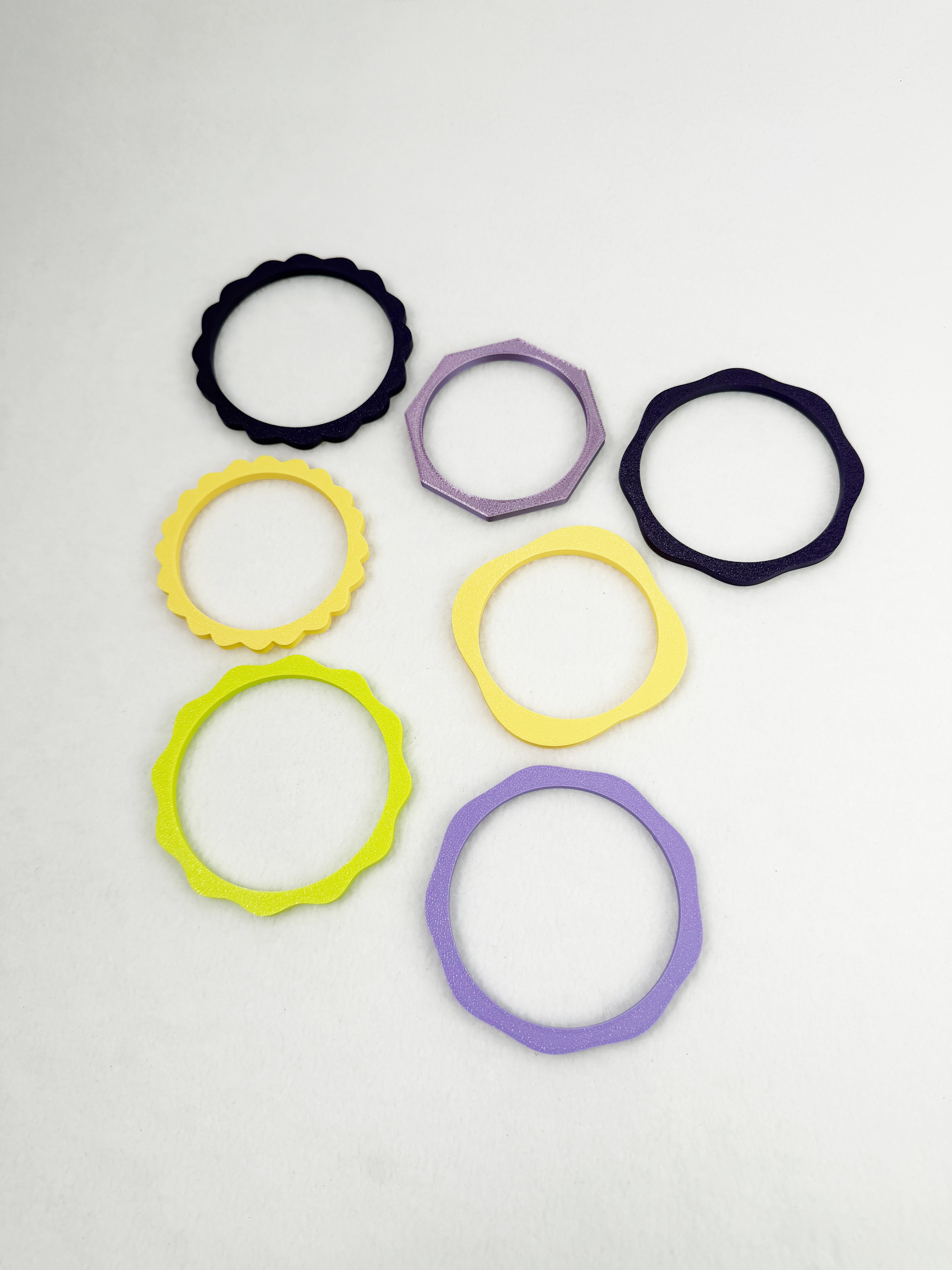 Miniatura 1 do modelo 3D Customizable Bracelet Maker