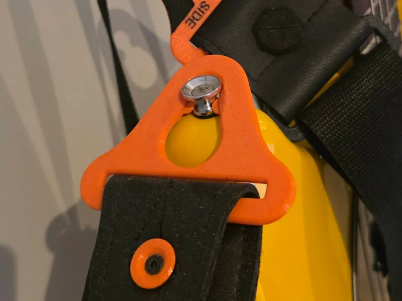 Guitar Straplock (For Stock Stap Buttons)