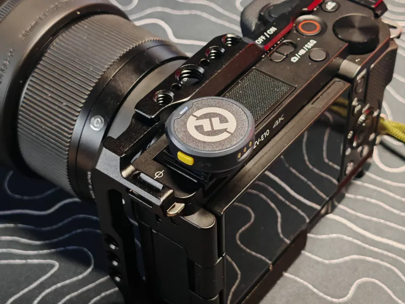 ZV-E10 Cold Shoe Mount for Hollyland Lark M2