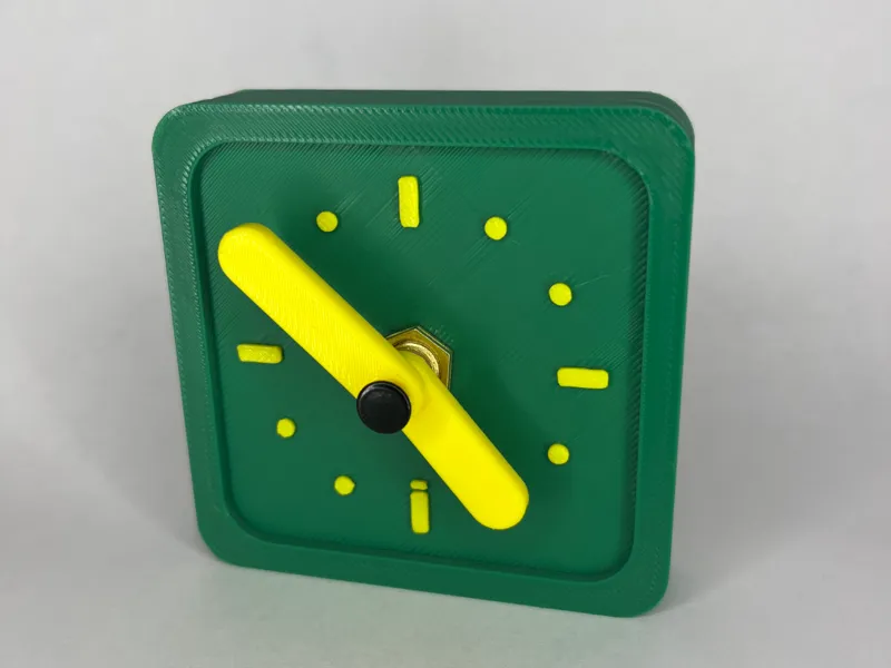 Thin Desk Clock