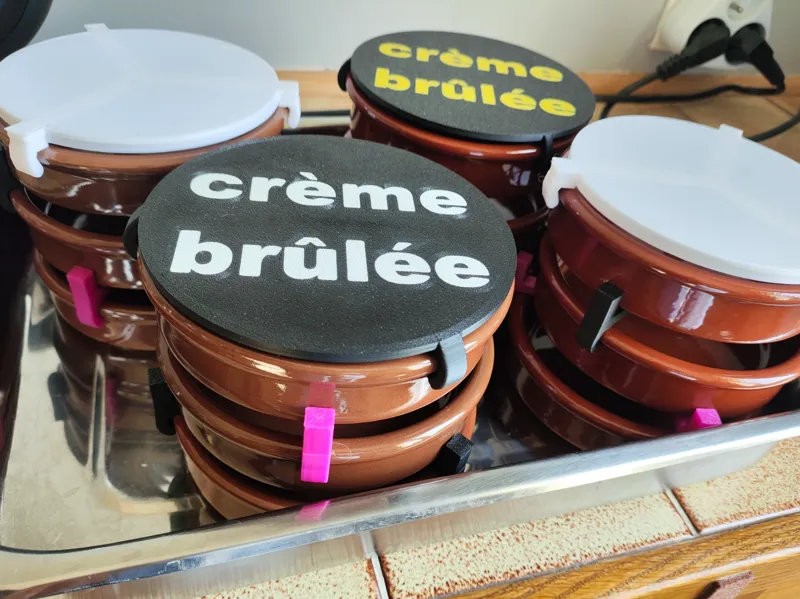 Universal ramekin holder 
