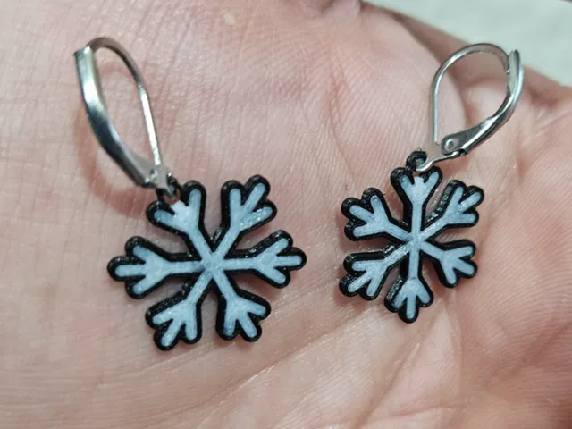 Snowflake earrings