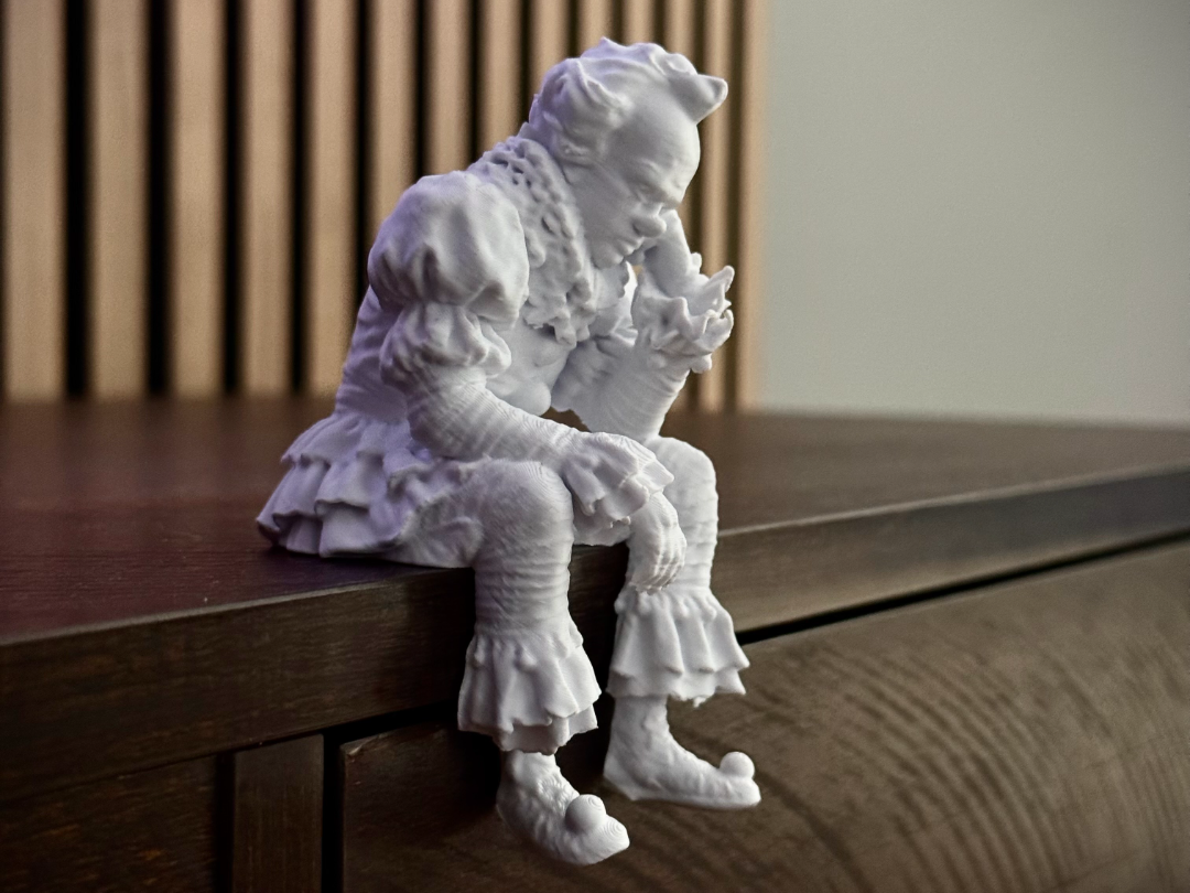 Sad Pennywise (IT) Clown on a ledge figurine!