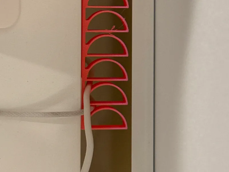 Cable organizer