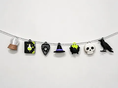 Adorno temático: Witch's Potion Book, Halloween Garland Charm — referencia de MakerWorld